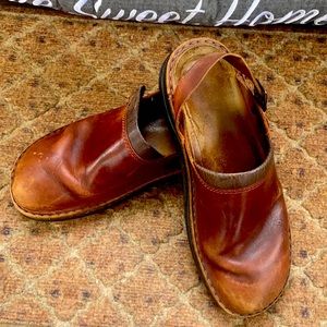 Men’s Naot Glacier Clog. European size 45, US 11.